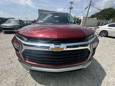 Used 2024 Chevrolet TrailBlazer LT w/ Convenience Package AWD/4WD image 33
