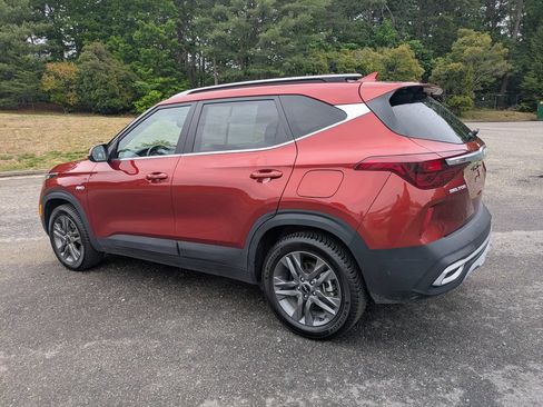 Used 2023 Kia Seltos S AWD/4WD image 6
