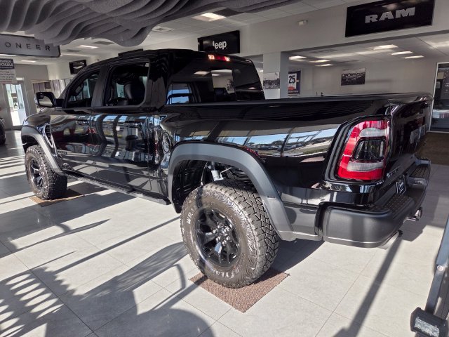 Used 2022 RAM 1500 TRX w/ TRX Level 1 Equipment Group AWD/4WD image 4