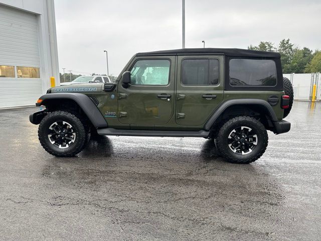 Used 2024 Jeep Wrangler Unlimited Rubicon 4xe w/ Convenience Group AWD/4WD image 2