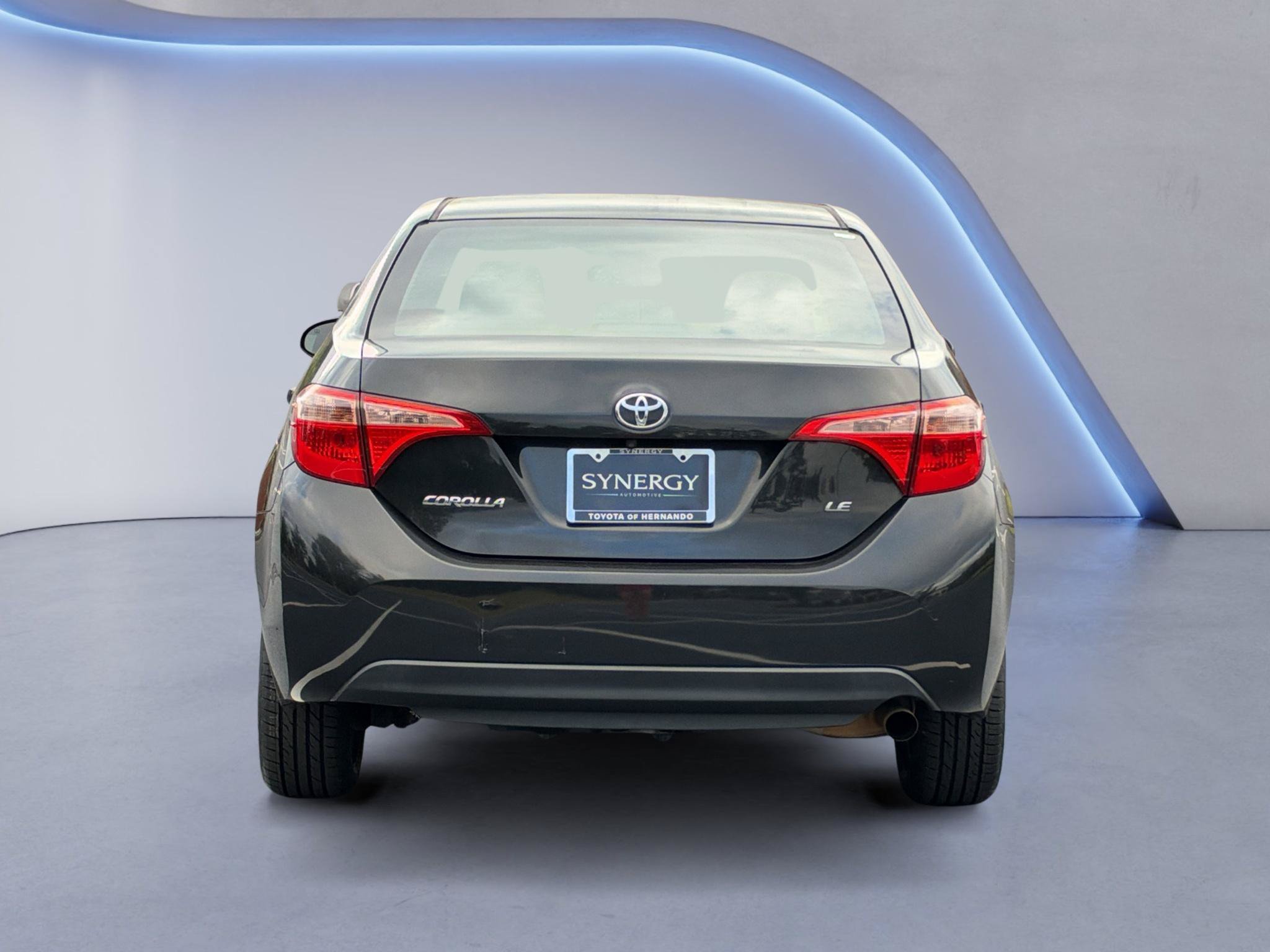 Used 2017 Toyota Corolla LE FWD image 7