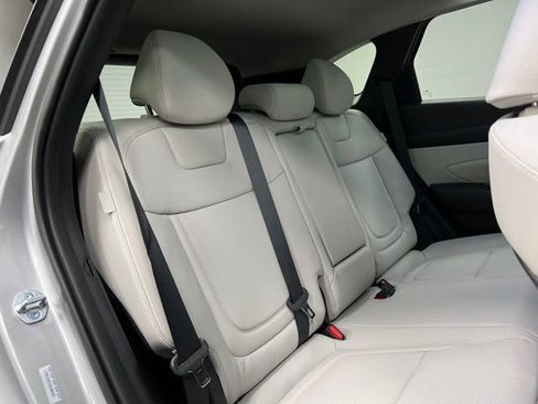 Used 2025 Hyundai Tucson Limited AWD/4WD image 50