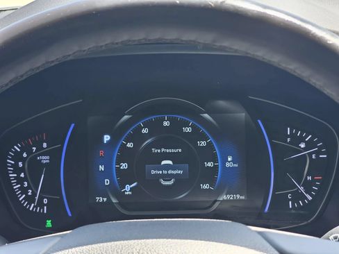 Used 2019 Hyundai Santa Fe Limited AWD/4WD image 22