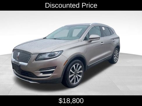 Used 2019 Lincoln MKC Reserve image 3
