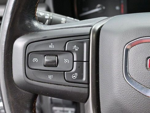 Used 2021 GMC Yukon XL AT4 w/ AT4 Premium Plus Package AWD/4WD image 21
