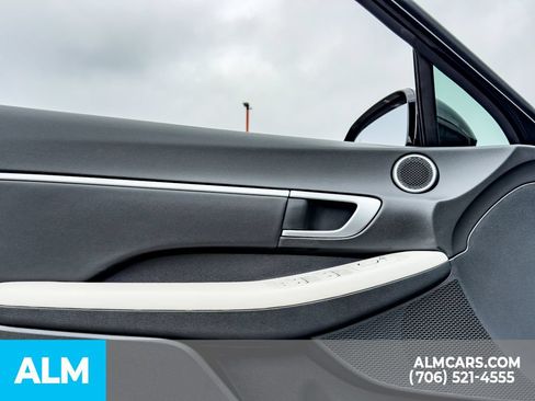 Used 2025 Hyundai Sonata SEL FWD image 11