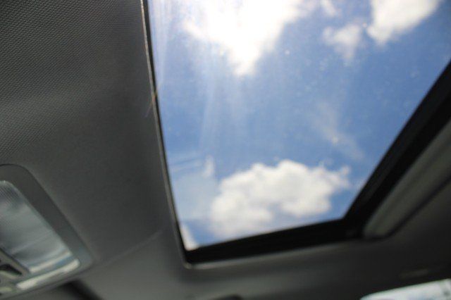Used 2016 Toyota Highlander XLE FWD image 29