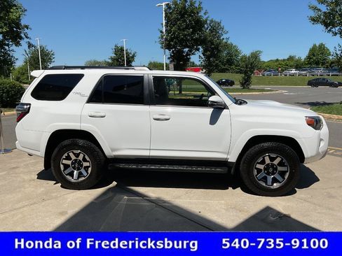 Used 2021 Toyota 4Runner TRD Off-Road Premium w/ Moonroof Package AWD/4WD image 7