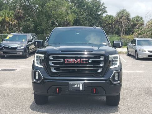 Used 2021 GMC Sierra 1500 AT4 w/ AT4 Value Package AWD/4WD image 2