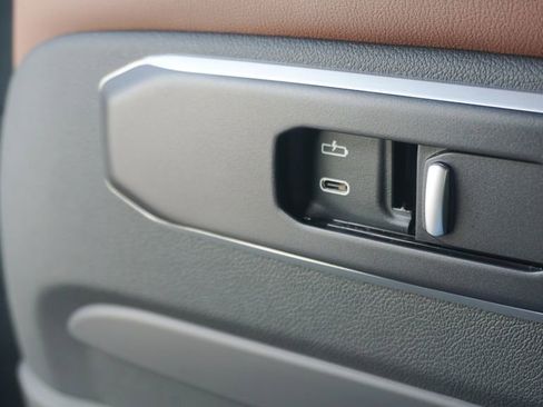 New 2026 BMW X6 M60i AWD/4WD image 15