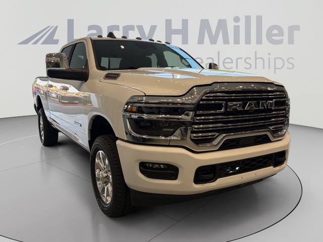 New 2026 RAM 2500 Laramie AWD/4WD image 7