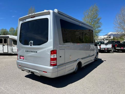 Used 2016 Mercedes-Benz Sprinter 3500 image 5