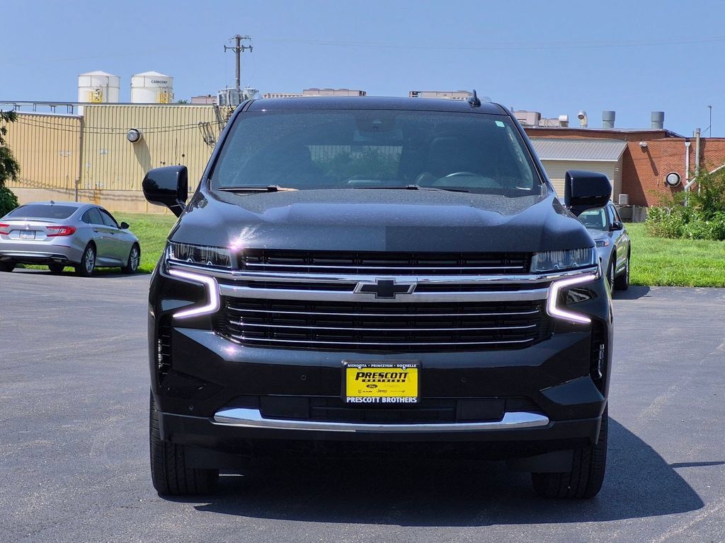 Used 2023 Chevrolet Tahoe LT AWD/4WD image 2