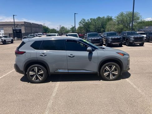 Used 2021 Nissan Rogue SL AWD/4WD image 4