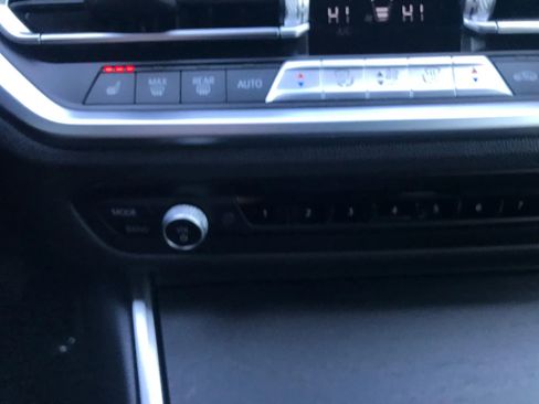 Used 2022 BMW 430i Convertible w/ Convenience Package image 31