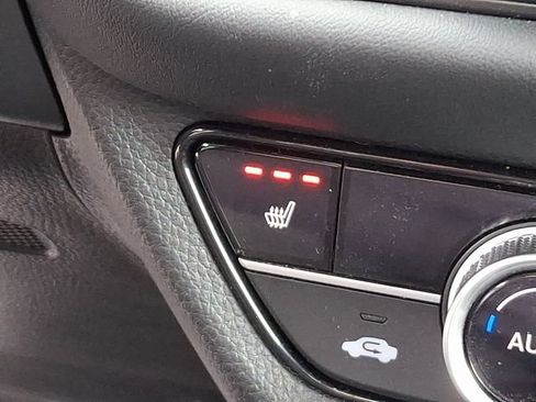 Used 2025 Honda HR-V EX-L image 27