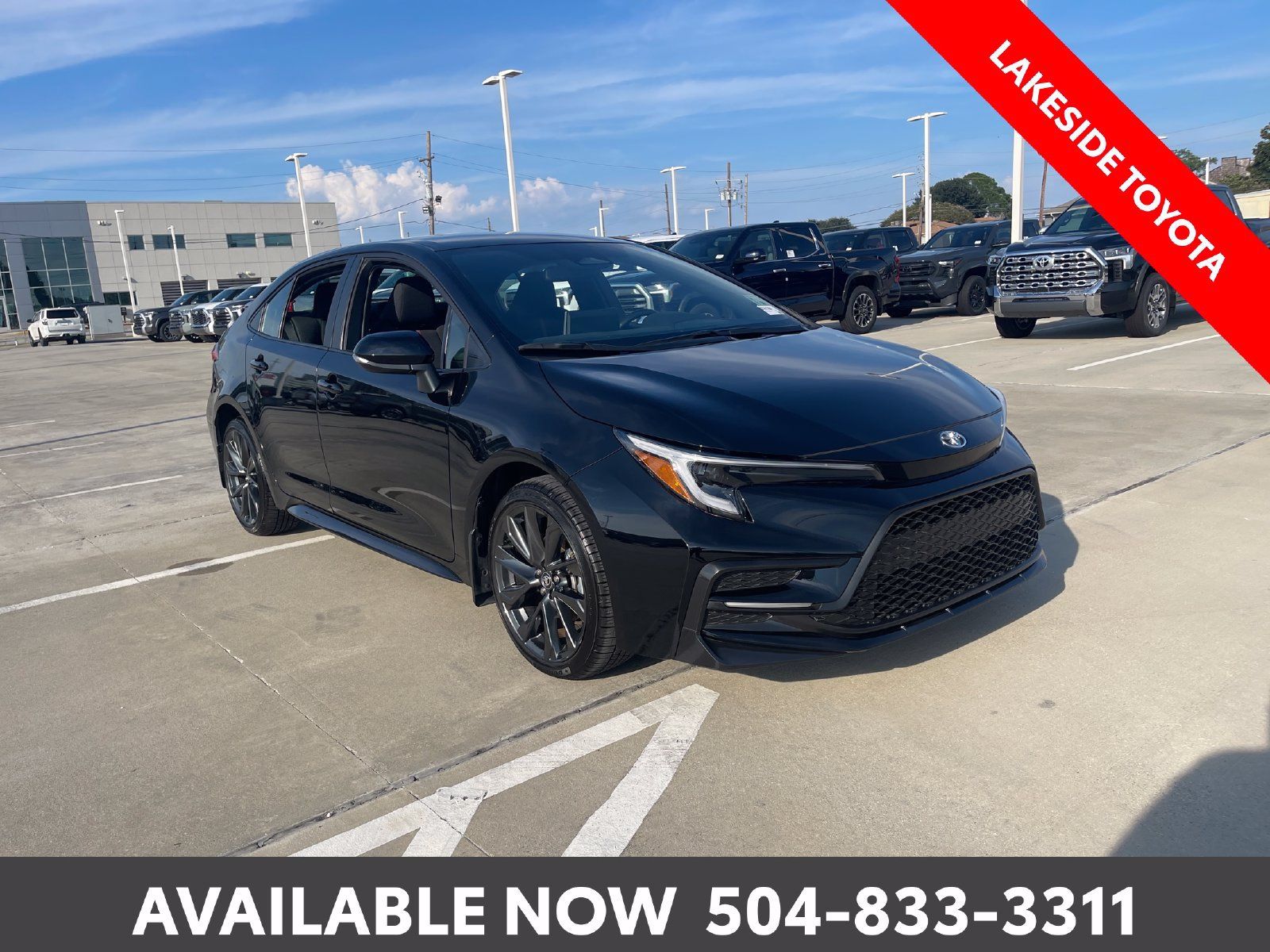 Used 2026 Toyota Corolla SE w/ SE Package FWD image 8