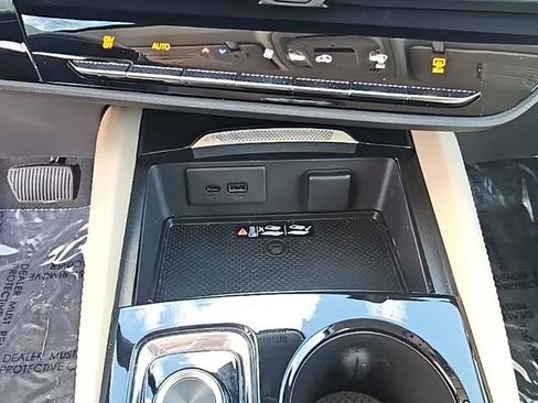 Certified 2025 Buick Envision Preferred image 22