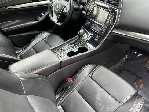 Used 2021 Nissan Maxima 3.5 SV w/ Floor Mat Group FWD image 14