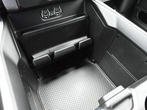 Used 2022 RAM 1500 Big Horn AWD/4WD image 41