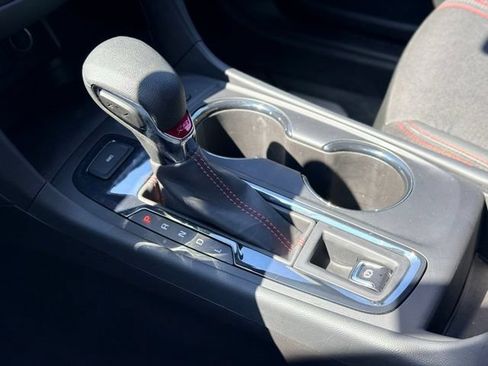 Used 2024 Chevrolet Equinox RS w/ LPO, Floor Liner Package AWD/4WD image 17