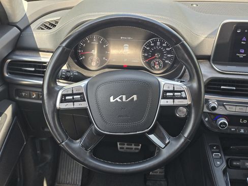 Used 2022 Kia Telluride SX w/ SX Prestige Package AWD/4WD image 16