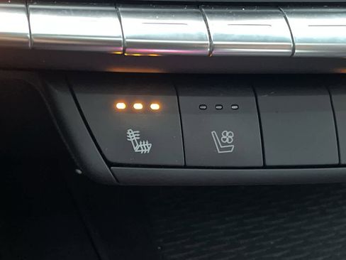 Used 2023 Cadillac CT4 Sport w/ Technology Package image 21