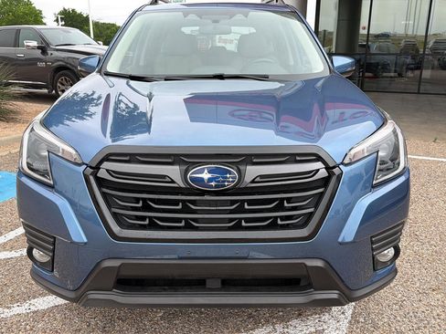 Used 2022 Subaru Forester Limited AWD/4WD image 8