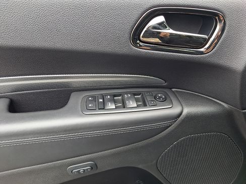 Used 2019 Dodge Durango R/T w/ Blacktop Package AWD/4WD image 15