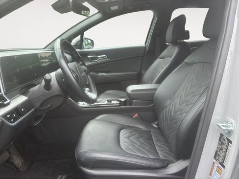 Used 2023 Kia Sportage X-Line w/ X-Line Premium Package AWD/4WD image 9