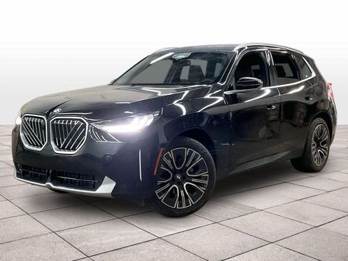 Used 2025 BMW X3 xDrive30i w/ Premium Package image 1