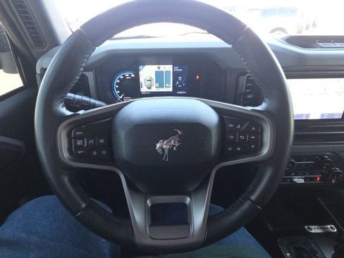 Used 2022 Ford Bronco Black Diamond w/ Sasquatch Package image 34