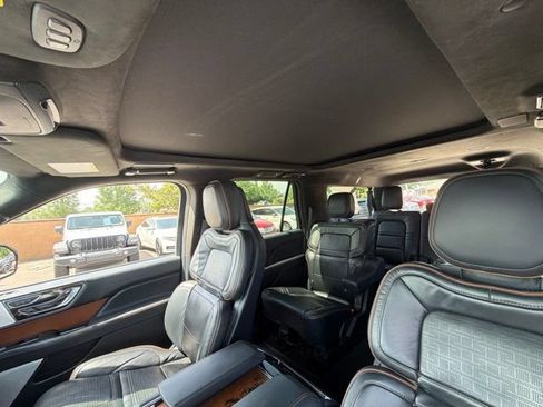 Used 2024 Lincoln Navigator L Black Label AWD/4WD image 12