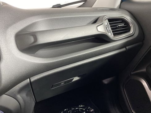 Used 2022 Jeep Renegade Latitude w/ Convenience Group AWD/4WD image 36