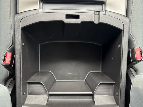 Used 2017 RAM 2500 Big Horn w/ Black Appearance Group image 17