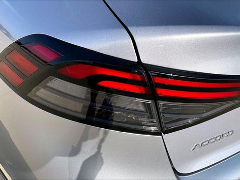 Used 2023 Honda Accord EX image 28