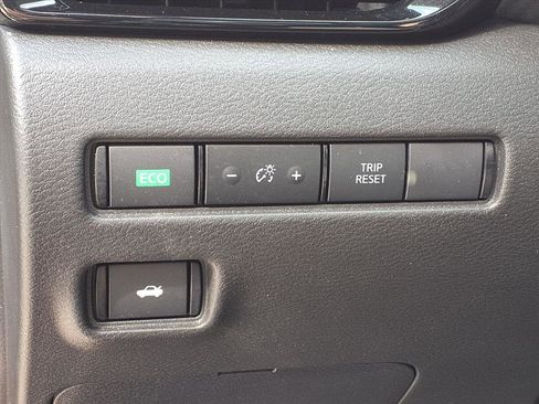 Certified 2024 Nissan Sentra SV w/ All-Weather Package image 19