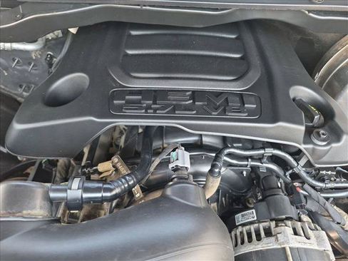Used 2022 RAM 1500 Laramie AWD/4WD image 22