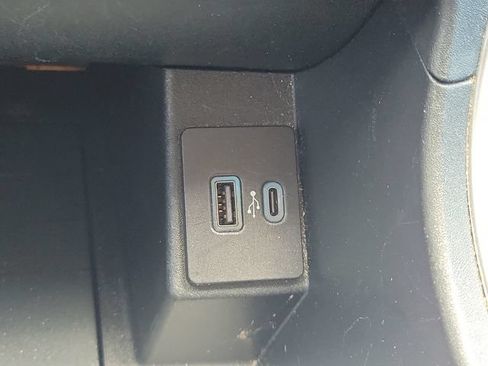 Used 2024 Ford Edge SEL AWD/4WD image 26