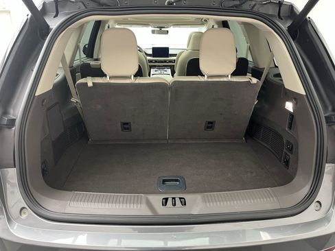 Used 2024 Lincoln Aviator Reserve w/ Equipment Group 201A image 32