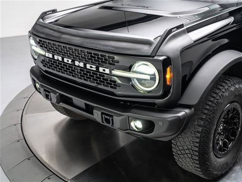 Used 2023 Ford Bronco Wildtrak image 9