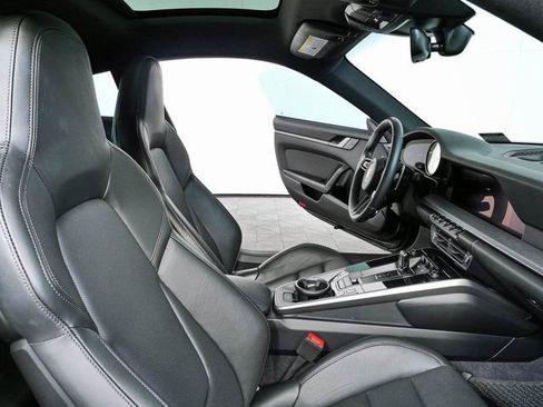Certified 2024 Porsche 911 Carrera RWD image 21