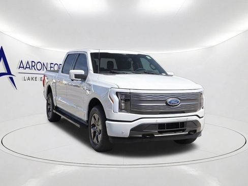 Used 2023 Ford F150 Lightning Lariat w/ Equipment Group 511A High AWD/4WD image 3