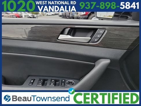 Used 2019 Hyundai Sonata Limited image 18