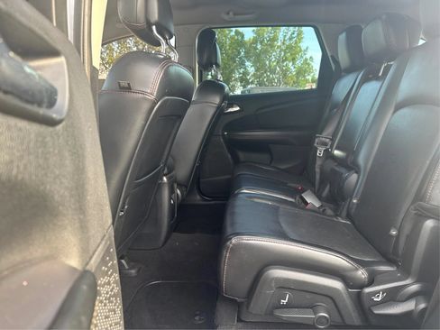 Used 2019 Dodge Journey Crossroad FWD image 10