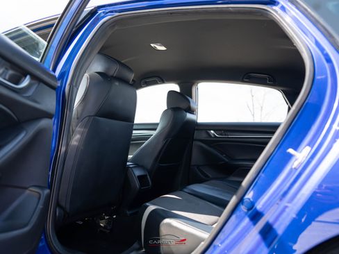 Used 2018 Honda Accord Sport image 21