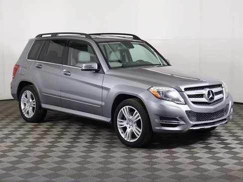 Used 2014 Mercedes-Benz GLK 350 4MATIC image 56