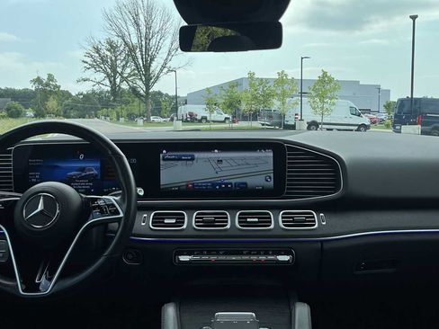 Certified 2025 Mercedes-Benz GLE 450e 4MATIC image 26