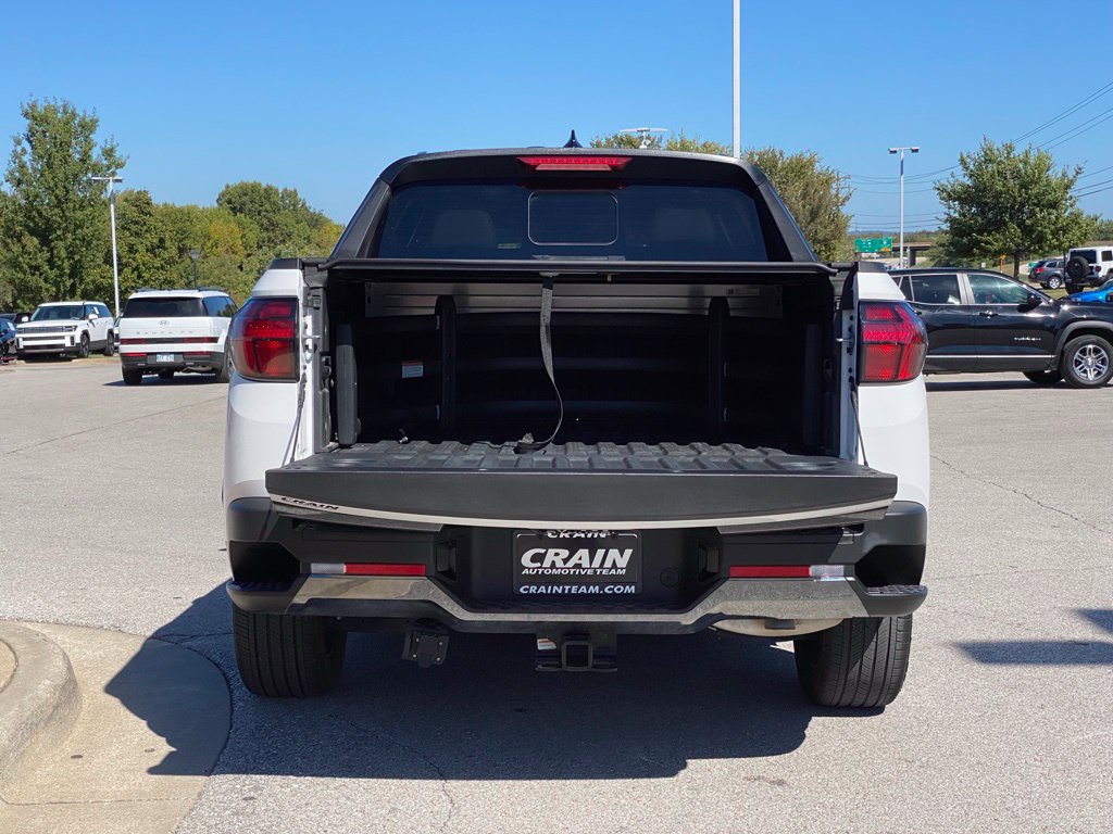 Used 2025 Hyundai Santa Cruz Limited AWD/4WD image 7
