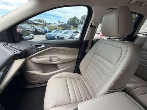 Used 2017 Ford Escape Titanium w/ Equipment Group 301A FWD image 27